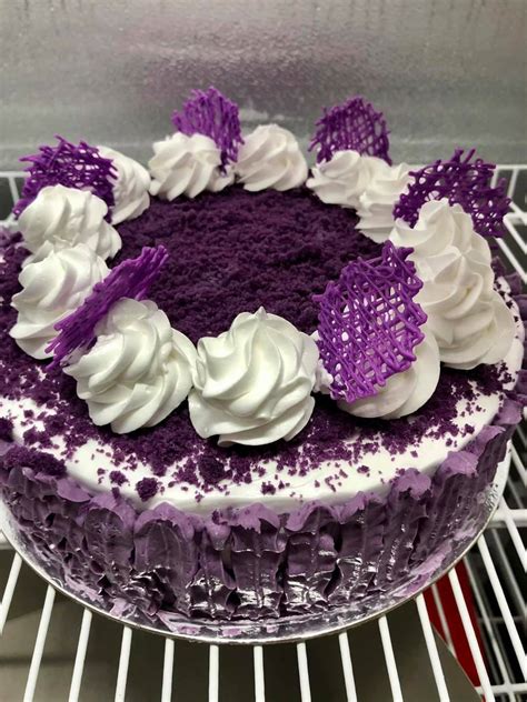 Herm's Cakes & Pastries .